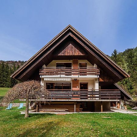 Holiday Home Vila Kopriva Gozd Martuljek Eksteriør bilde