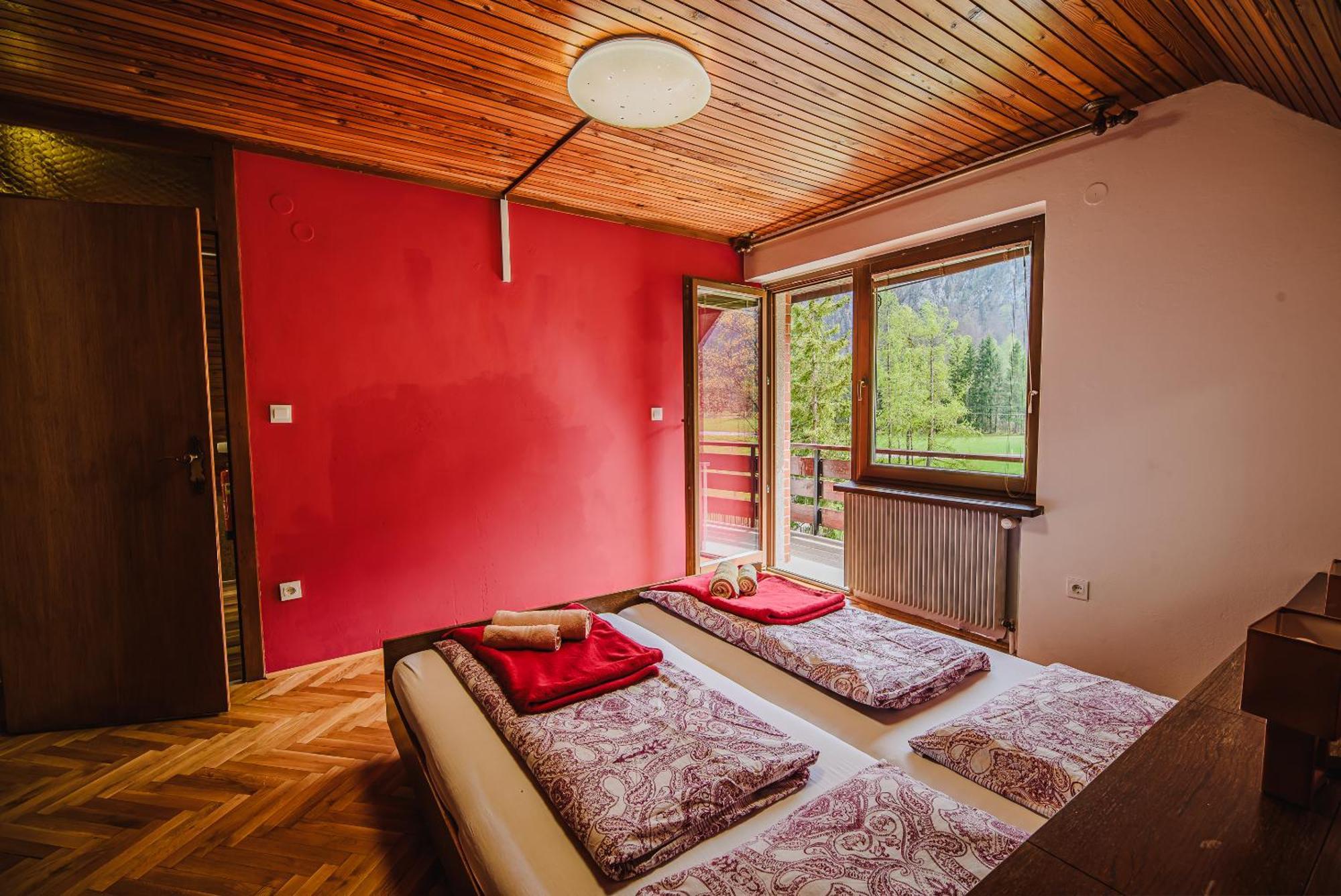 Holiday Home Vila Kopriva Gozd Martuljek Eksteriør bilde